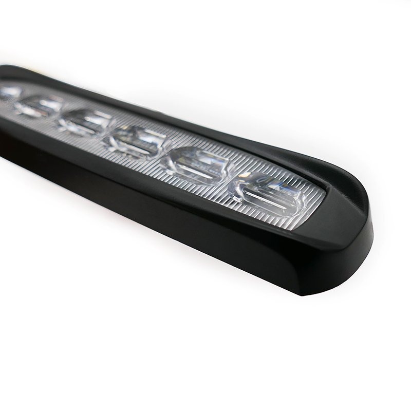 Pinna kinnitus LED -tuletorn